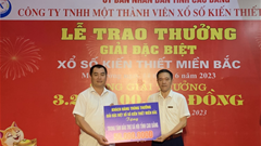 Trao thưởng hơn 3,2 tỷ đồng cho khách hàng trúng giải